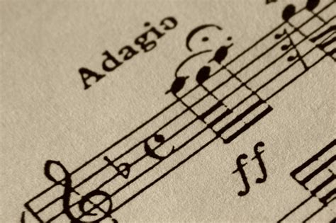 adagio meaning music: Exploring the Nuances of Tempo in Musical Composition and Performance